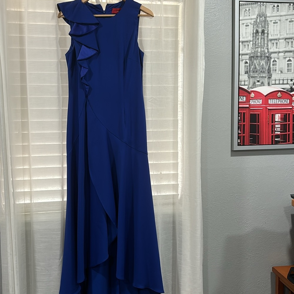 Carmen Marc Valvo |size 6